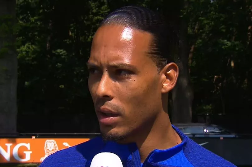 turunminum.id Virgil van Dijk Soal Perekrutan Mac Allister: Pemain Bagus Tapi Masih Belum Cukup