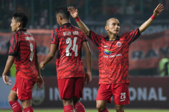 turunminum.id Dirut Persija Minta Maaf pada Jakmania, Insiden Mati Lampu di Stadion Patriot Candrabhaga