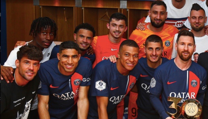 turunminum.id Messi Pamit di Permainan Terakhirnya, Suporter PSG: La Pulga !
