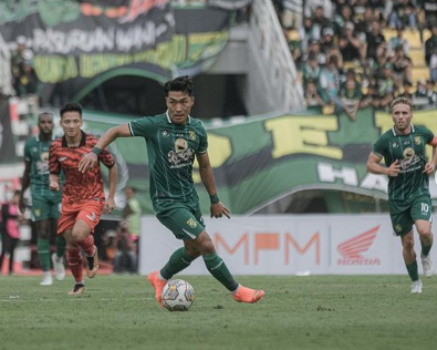 turunminum.id Aji Santoso Temukan Warna Permainan Baru pada Song Ui-Young