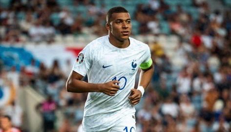 turunminum.id Chilavert Komentari Kylian Mbappe Usai Berhasil Cetak 148 Gol Dalam Waktu 6 Tahun