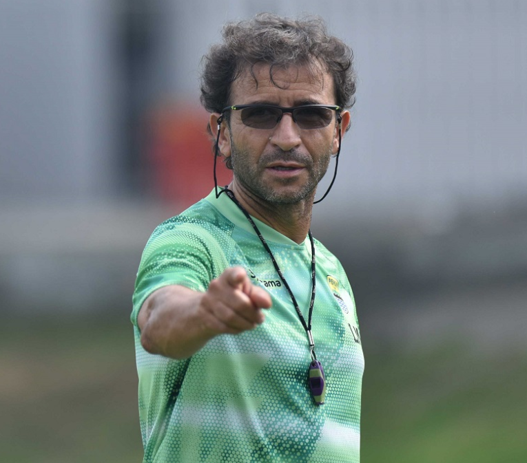 Pelatih Persib Bandung Eks pelatih Persib Bandung Luis Milla (FOTO: Persib)