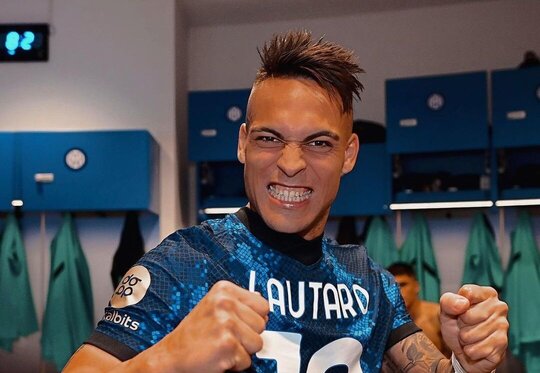 turunminum.id Lautaro Martinez Sebut Manchester City Seharusnya Khawatir Hadapi Inter Milan di Final Liga Champions