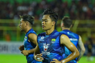 turunminum.id Jelang Duel Bigmatch Persib Kontra Madura United, Edo Febriansah: Tak ada Persiapan Spesial