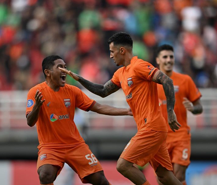 turunminum.id Borneo FC Puncaki Klasemen Usai Tumbangkan Madura United