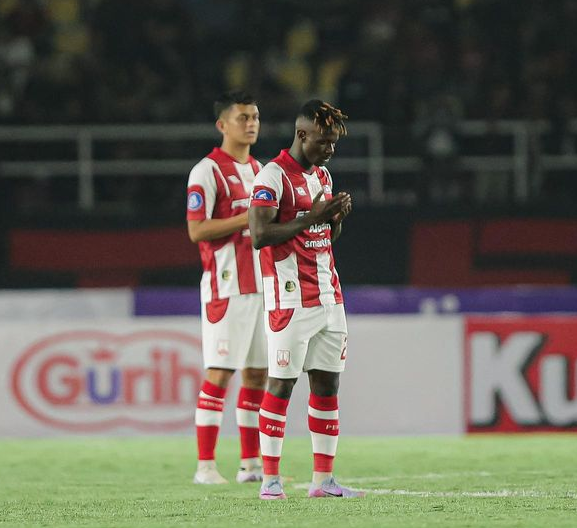 turunminum.id PSS Sleman vs Persis Solo, Leonardo Medina Bongkar Lini Pertahanan