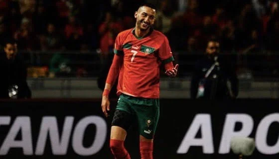 turunminum.id Hakim Ziyech Ingin Segera Pindah ke Al Nassr Meski Potong Gaji 40 Persen