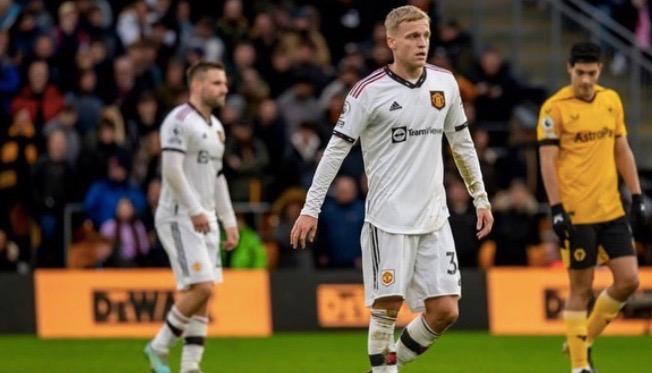 turunminum.id Donny van de Beek Percaya Onana Lebih Baik dari De Gea