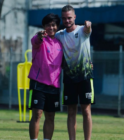 turunminum.id Yaya Sunarya Pimpin Sesi Latihan Persib Pertama Setelah Luis Milla Mundur 