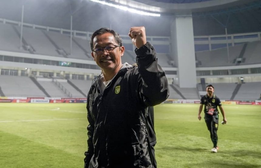 turunminum.id Merasa Dirugikan oleh Wasit, Pelatih Persebaya Surabaya Minta PSSI Segera Menerapkan VAR di Liga 1 2023/2024