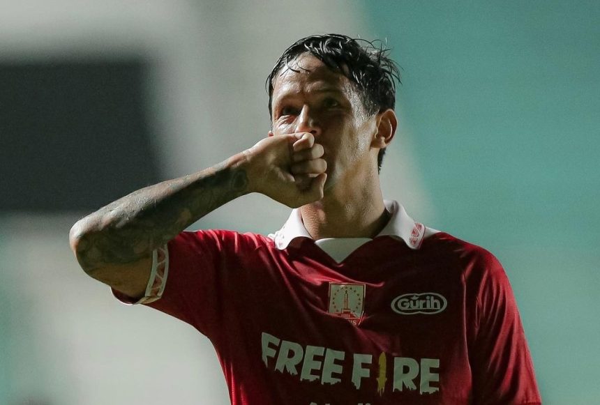 Eks striker Timnas Indonesia, Irfan Bachdim (foto: Instagram)