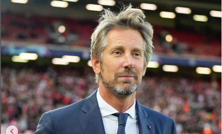 turunminum.id Istri Van der Sar Kabarkan Perkembangan Terbaru Kondisi Sang Mantan Kiper
