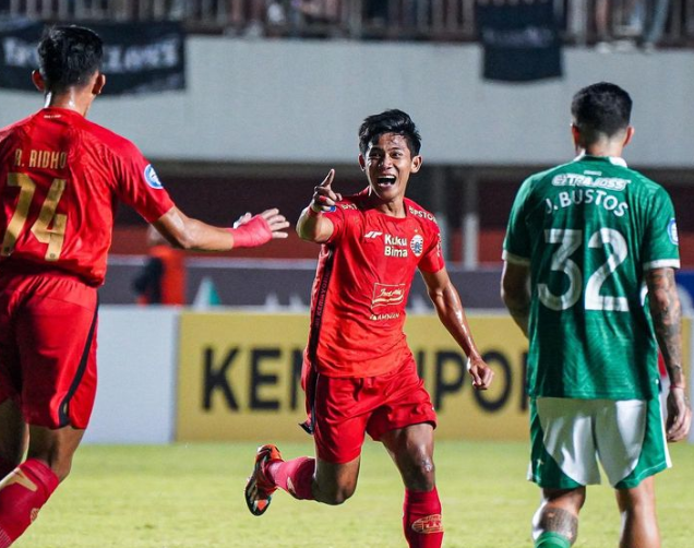 turunminum.id Babak Pertama Persija Beri Kejutan untuk PSS, Menang Sementara 0-2