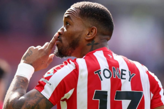 turunminum.id Arsenal dan Chelsea Berebut Ivan Toney, Brentford Langsung Pasang Harga Tinggi