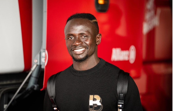 turunminum.id Belum Setahun Main di Arab Saudi, Sadio Mane Udah Bisa Beli Saham Mayoritas Sebuah Klub Sepak Bola Prancis