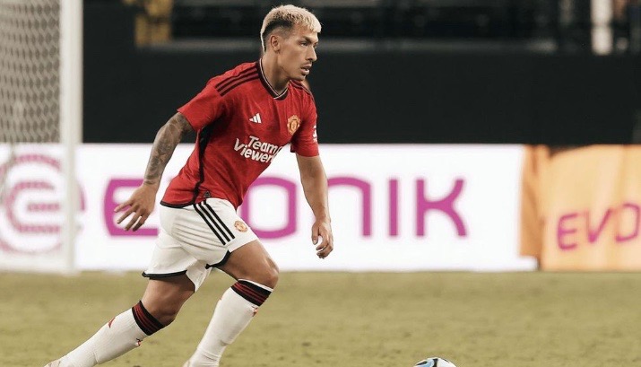 turunminum.id Lisandro Martinez Akan Absen Lebih Panjang Usai Alamu Cedera Lagi