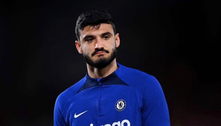 turunminum.id AC Milan Dapat Penolakan Dua Kali untuk Bawa Armando Broja
