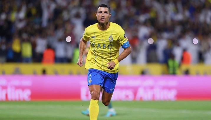 turunminum.id Teman Kecil Ungkap Kisah Masa Sulit Cristiano Ronaldo yang Sering Makan Sisa McDonald's yang Tidak Terjual