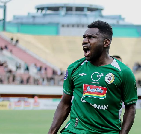 turunminum.id Ricky Cawor Pelajari Titik Lemah Persija dari Rekaman Video