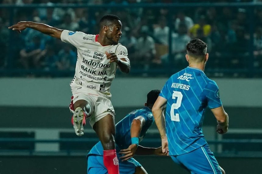 turunminum.id Hasil Babak Pertama Persib Bandung Vs Bali United, Maung Bandung Belum Mampu Taklukkan Serdadu Tridatu
