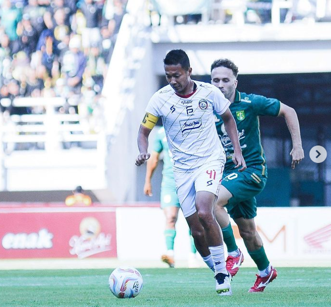 turunminum.id Arema FC vs PSS Sleman, Keresahan Dua Nakhoda Jelang Laga  