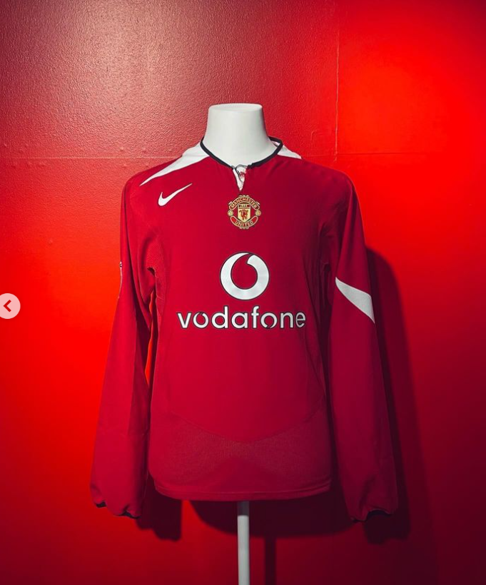 turunminum.id Glazer Respons Tawaran Baru Sir Jim Ratcliffe untuk Ambil Alih Saham Manchester United