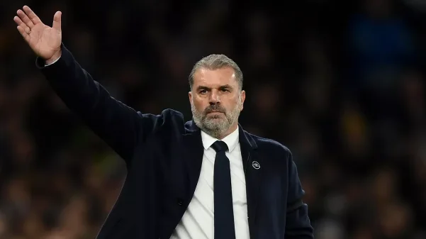 turunminum.id Ange Postecoglou Manager Pertama Tottenham Hotspur Ukir Sejarah di Liga Premier