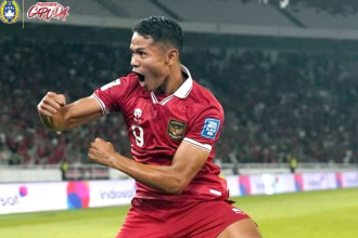 Selebrasi penyerang Timnas Indonesia Dimas Drajad yang mencetak hattrick saat melawan Brunei Darussalam. (FOTO: Instagram)