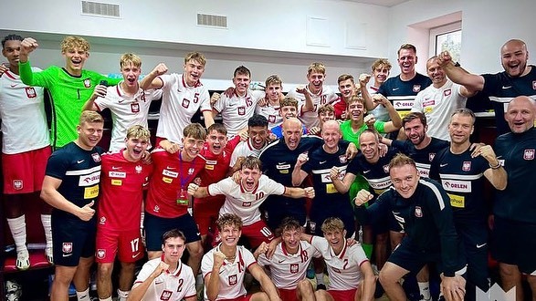 Profil dan biodata Filip Rozga pemain Timnas U17 Polandia yang dipulangkan jelang Piala Dunia U17 2023, karena tersandung skandal usai minum alkohol di Bali bersama ketiga temannya yang juga merupakan pemain Timnas U17 Polandia.