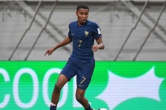 Profil dan biodata Yanis Issoufou yang disebut sebagai pemain ilegal yang membuat Timnas Prancis U17 terancam didiskualifikasi pada Piala Dunia U17 2023. Bahkan, Timnas Burkina Faso U17 yang telah tersingkir, dikabarkan siap untuk mengajukan gugatan.