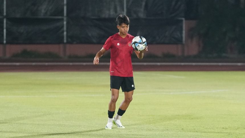 Figo Dennis mengaku tak sabar untuk segera tampil di Piala Dunia U17 2023. Gelandang Timnas U17 Indonesia katakan, sudah siap melawan Ekuador.