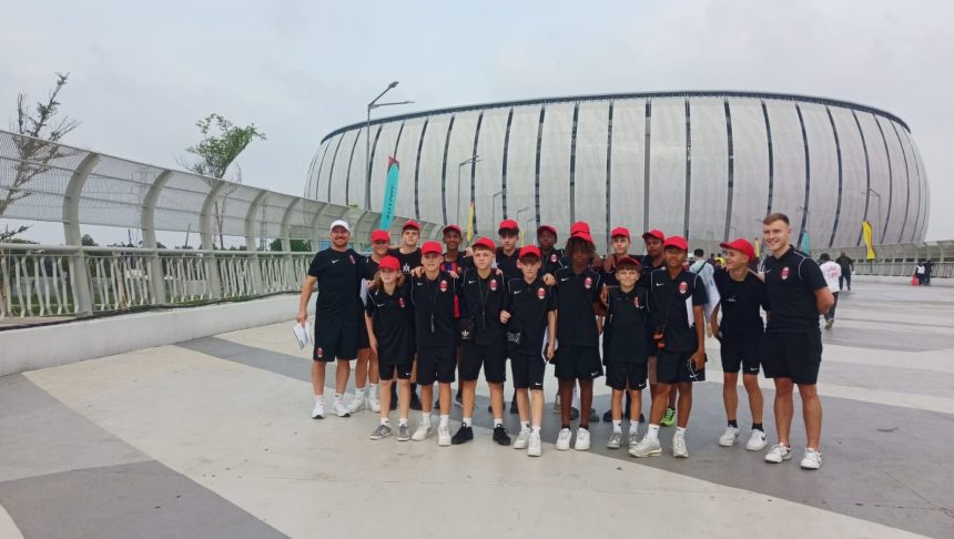 PT Jakarta Propertindo (JakPro) sebut curah hujan yang tinggi menjadi biang kerok genangan air di Jakarta International Stadium (JIS) saat Piala Dunia U17 2023.