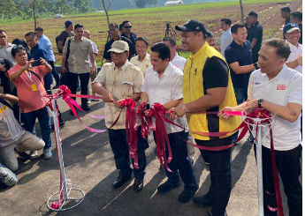 turunminum.id Prabowo Subianto Resmikan Garudayaksa Football Academy, Erick Thohir: Ini Termegah di Indonesia