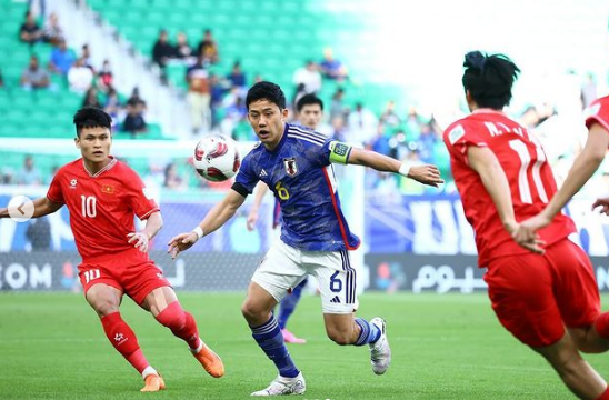 turunminum.id Wataru Endo Tegaskan Menang Harga Mati, Jepang Akan Gempur Pertahanan Timnas Indonesia Sejak Menit Awal