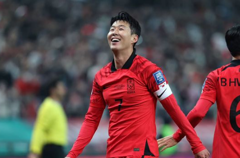 turunminum.id Fakta Mengejutkan Ali Al Bulayhi, Pemain Timnas Arab Saudi si Paling Caper Sama Son Heung-min
