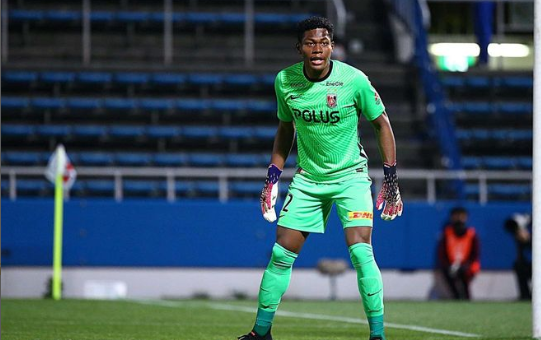 turunminum.id Awalnya Remehkan Lemparan ke Dalam Pratama Arhan, Kiper Jepang Zion Suzuki Kena Getahnya