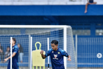 turunminum.id Kabar Gembira dari Dokter Tim Soal 3 Pemain Persib, Febri Hariyadi Siap Tampil