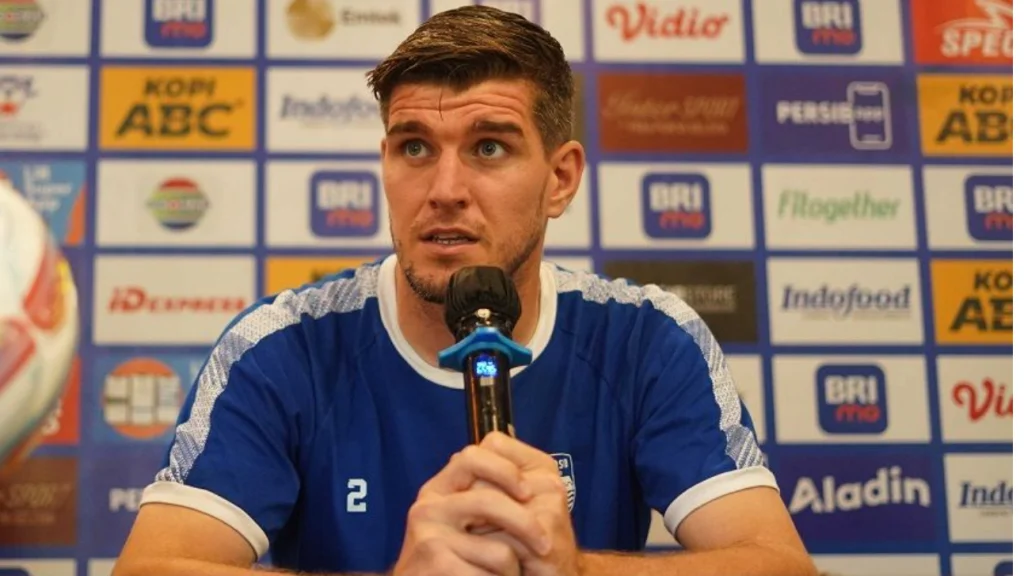 turunminum.id Liga Indonesia Kesaksian Bek Belanda, Nick Kuipers Tentang Kegilaan Suporter Persib Bandung turunminum.id Kesaksian Bek Belanda, Nick Kuipers Tentang Kegilaan Suporter Persib Bandung