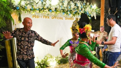 turunminum.id Mulai Melokal, Baru Seminggu di Indonesia Satoru Mochizuki Jago Jaipongan