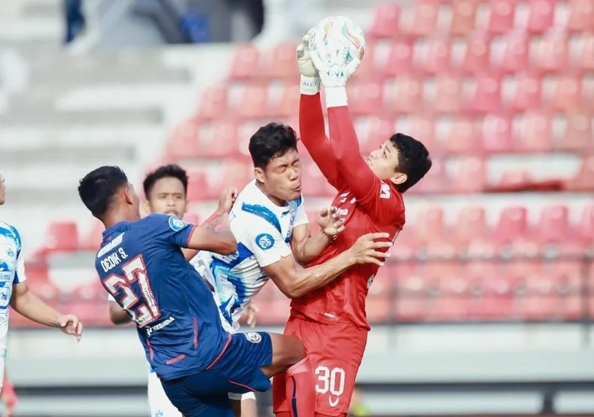 turunminum.id Hasil Laga Arema FC Vs PSIS Semarang, Singo Edan Dibantai Skor 1-4