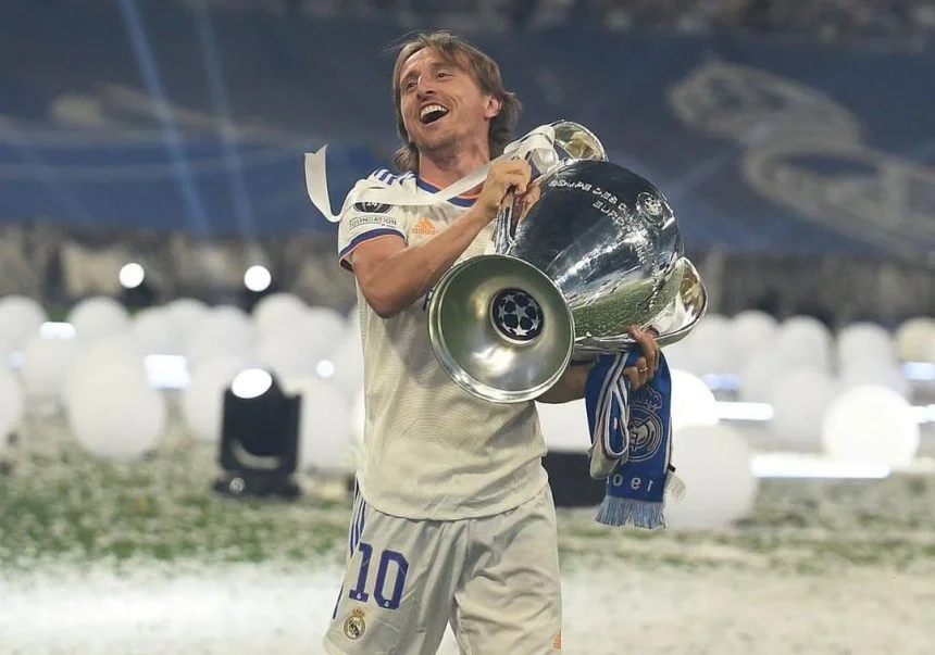 turunminum.id Luka Modric Dikabarkan Akan Resmi Meninggalkan Real Madrid Akhir Musim Ini