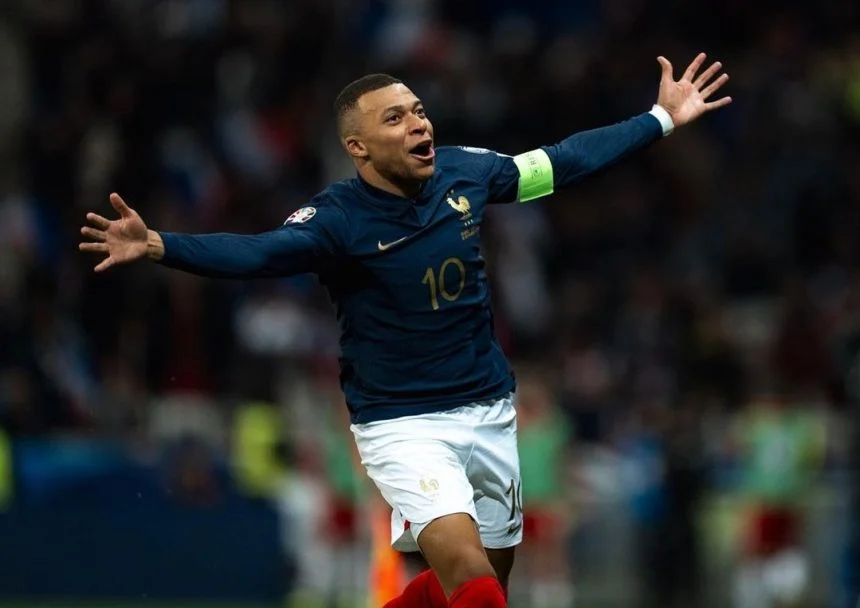 turunminum.id Presiden La Liga Tanggapi Isu Kylian Mbappe Pindah ke Real Madrid: Kabar Fantastis 