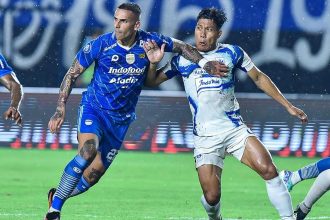 turunminum.id Fakta Mengejutkan Dibalik Kemenangan Persib atas PSIS Semarang, Nomor 1 Pembawa Berkah