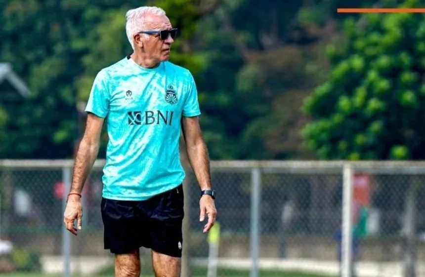 turunminum.id Bhayangkara FC Pecat Mario Gomez Usai Kalah Telak dari Borneo FC, Siapa Penggantinya?