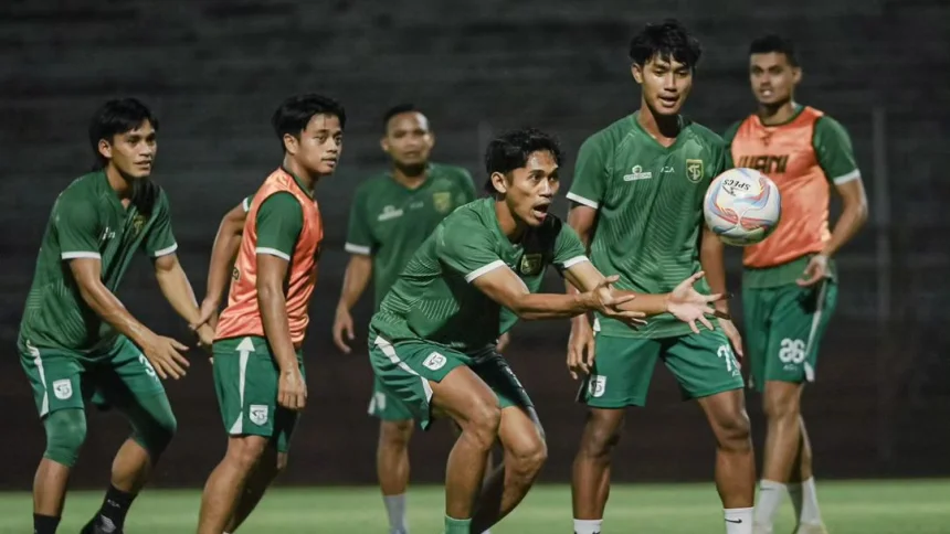 Persebaya Surabaya Kembali Berlatih Usai Dapat Jatah Libur dari Paul Munster