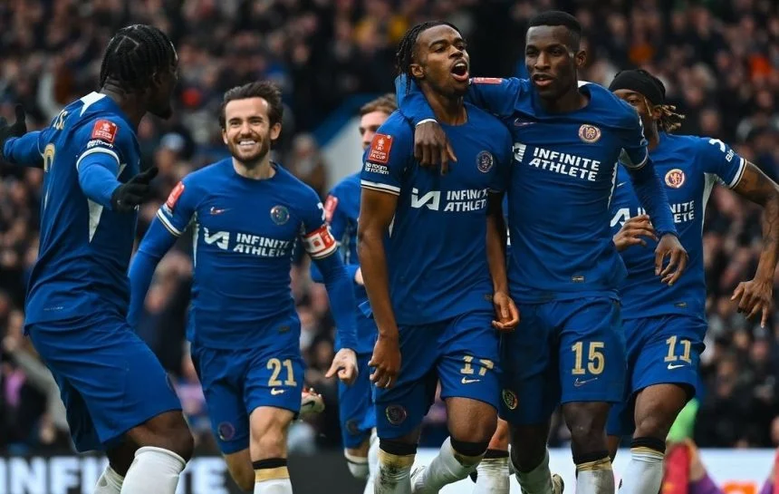 turunminum.id Pelatih Chelsea Minta Anak Asuhnya Perkuat Lini Belakang saat Menghadapi Manchester United
