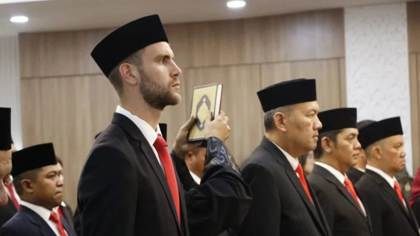 turunminum.id Sah! Maarten Paes Disumpah WNI Hari Ini, Bisa Debut dengan Timnas Indonesia Juni Nanti