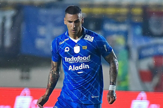 Alberto Rodriguez Makin Pede Bawa Persib Bandung ke Championship Series Berkat Lini Pertahanan yang Tangguh