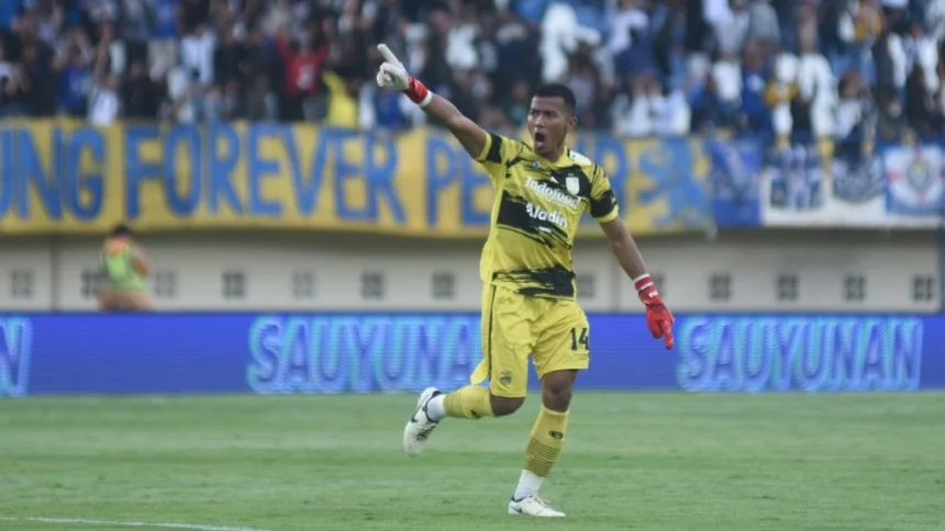 turunminum.id Ambisi Tinggi Kiper Persib Bandung, Teja Paku Alam: Juara Liga 1 2023