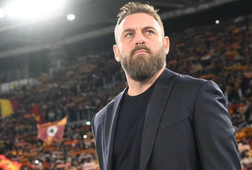 turunminum.id Jelang Bentrok, Daniele De Rorsi Akui Bayer Leverkusen Lebih Kuat dari As Roma 
